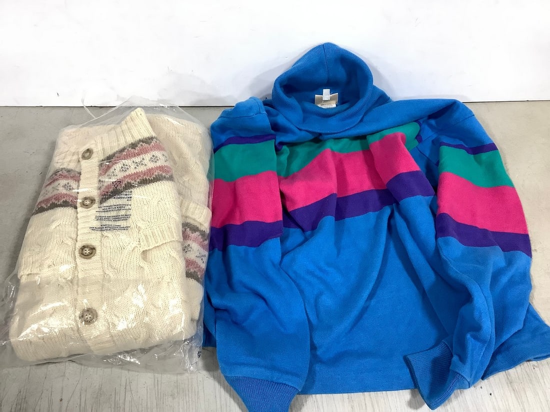 L.L. Bean vintage sweater and Lands end sweater(M): L.L. Bean vintage sweater and Lands end sweater(M)