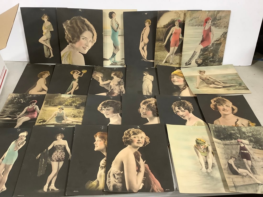 Vintage photographic prints by N.A. Co.(7.5in.x9.5in.): Vintage photographic prints by N.A. Co.(7.5in.x9.5in.)