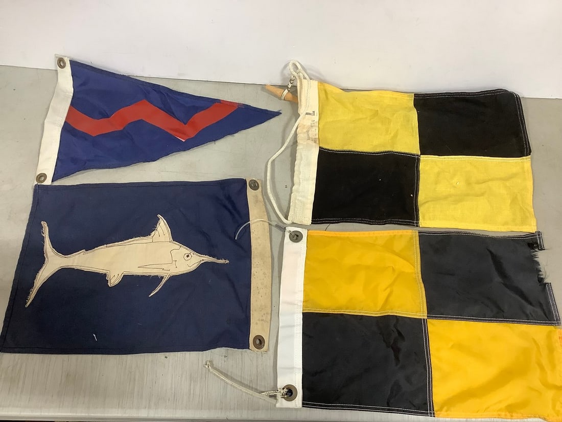 Vintage Flags/Banners (Largest - 11.5inx16.5in): Vintage Flags/Banners (Largest - 11.5inx16.5in)
