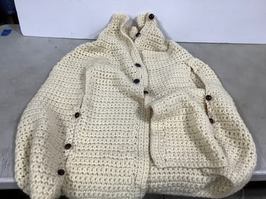 Vintage crochet shawl sweater(size N/A)