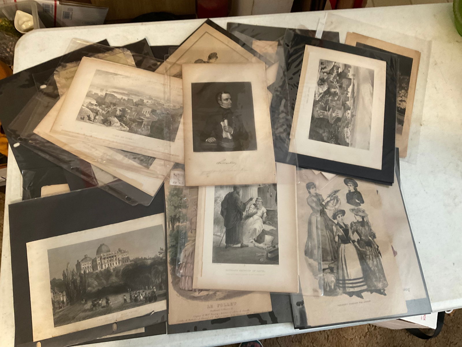 lot of black and white pictures and more: lot of black and white pictures and more