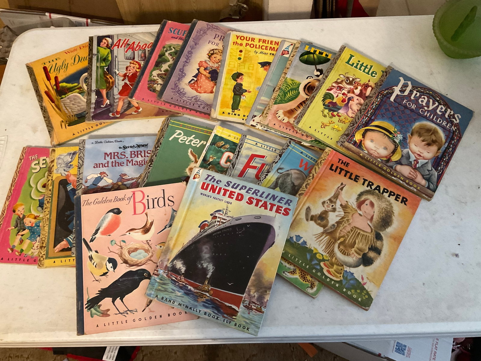 lot of vintage children's books: lot of vintage children's books