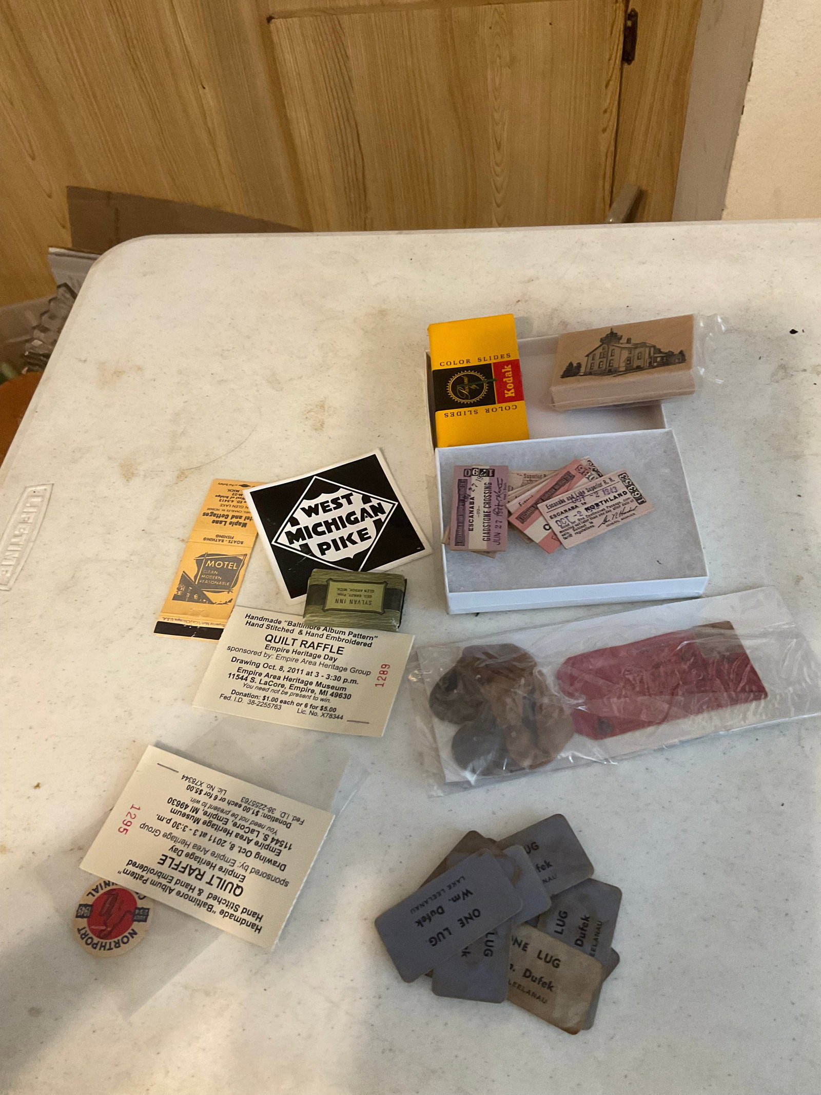 lot of ephemera: lot of ephemera