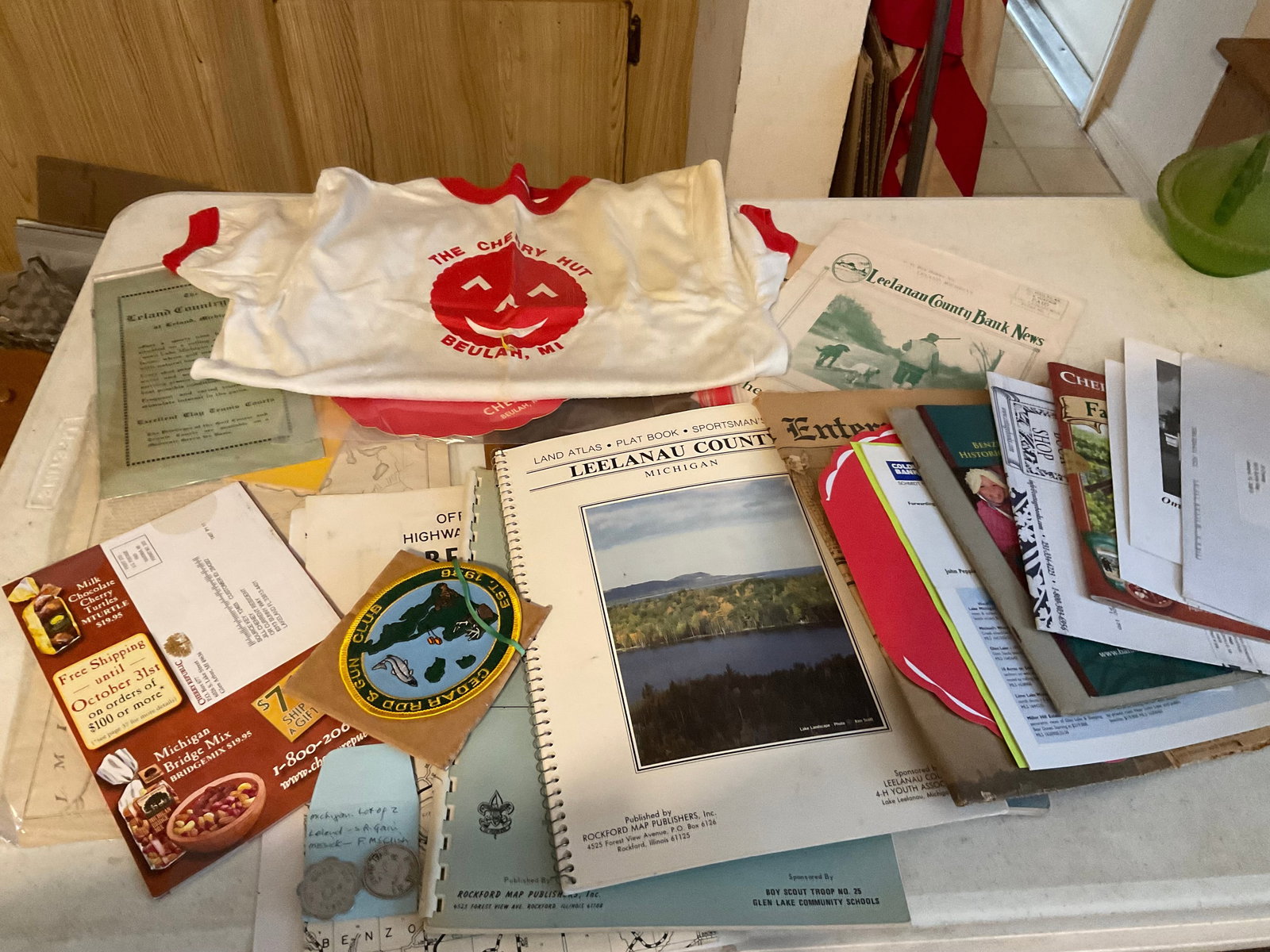 lot of ephemera: lot of ephemera