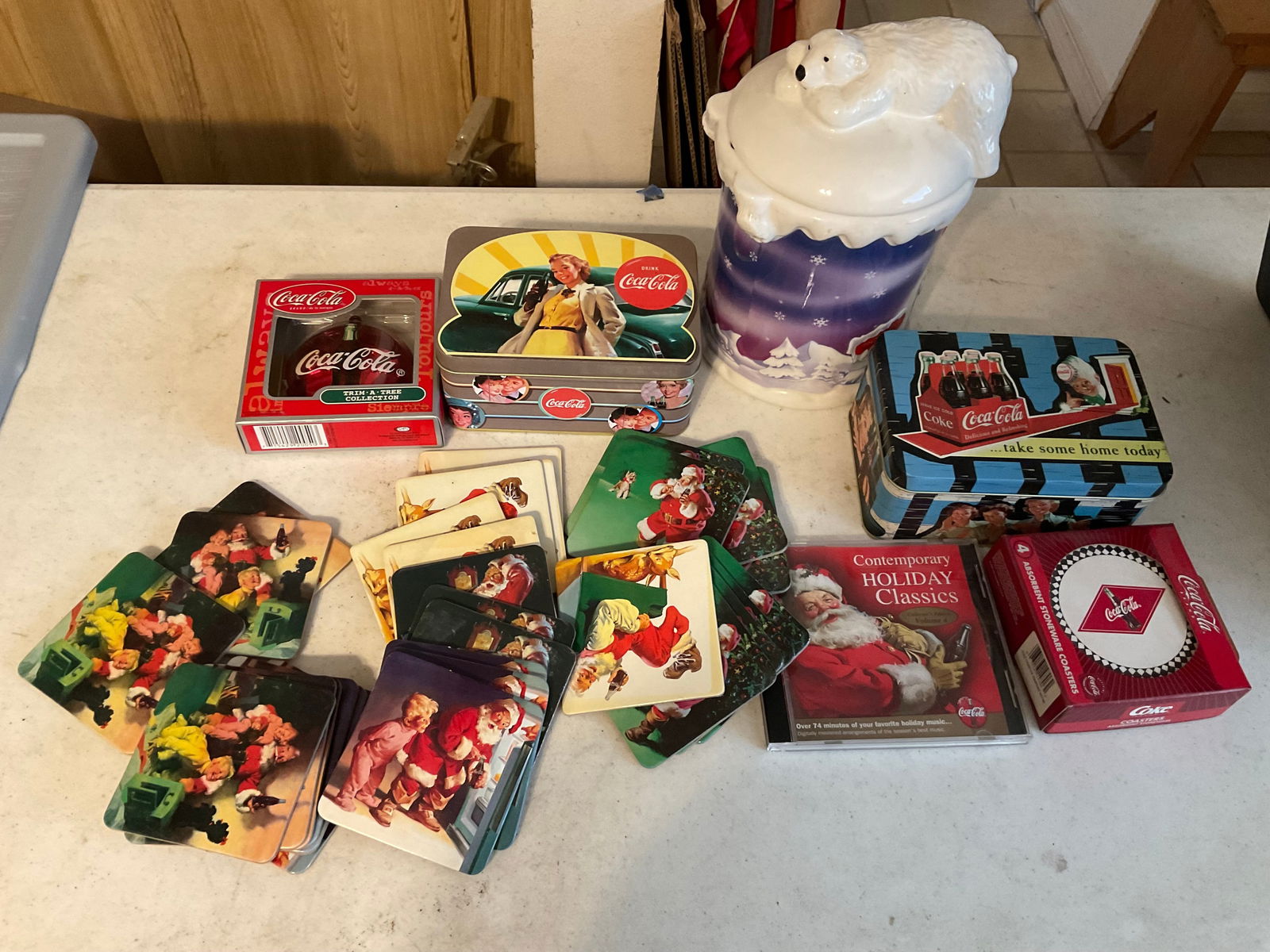 Lot of Coke Cola advertising items (1 of 1)