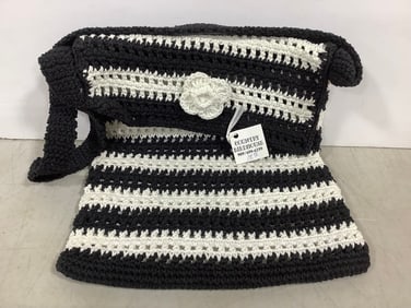 Country Bird House Handbag