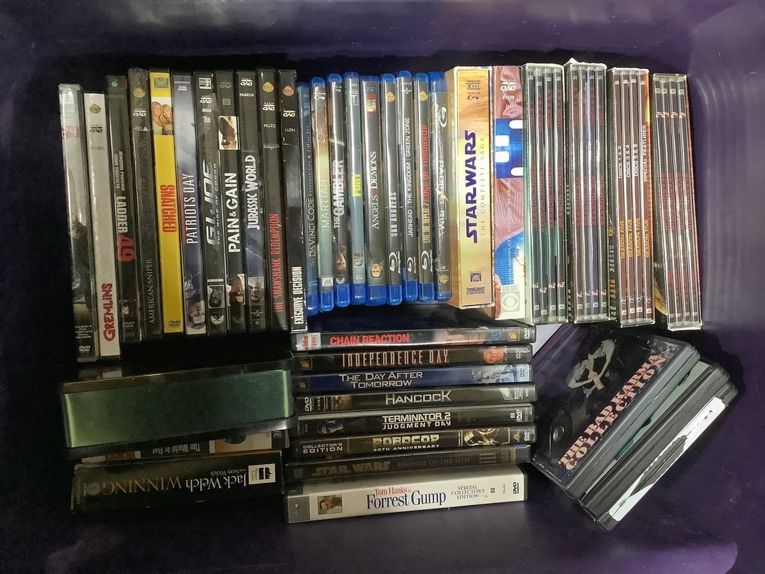 Various DVD's/bluray(Star Wars, Independence Day, Jurassic World, and more) (1 of 1)