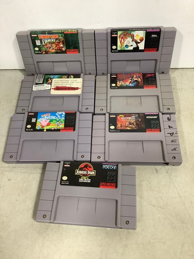 Various Super Nintendo Games (Donkey Kong Country, Black Thorne, and more) (1 of 1)