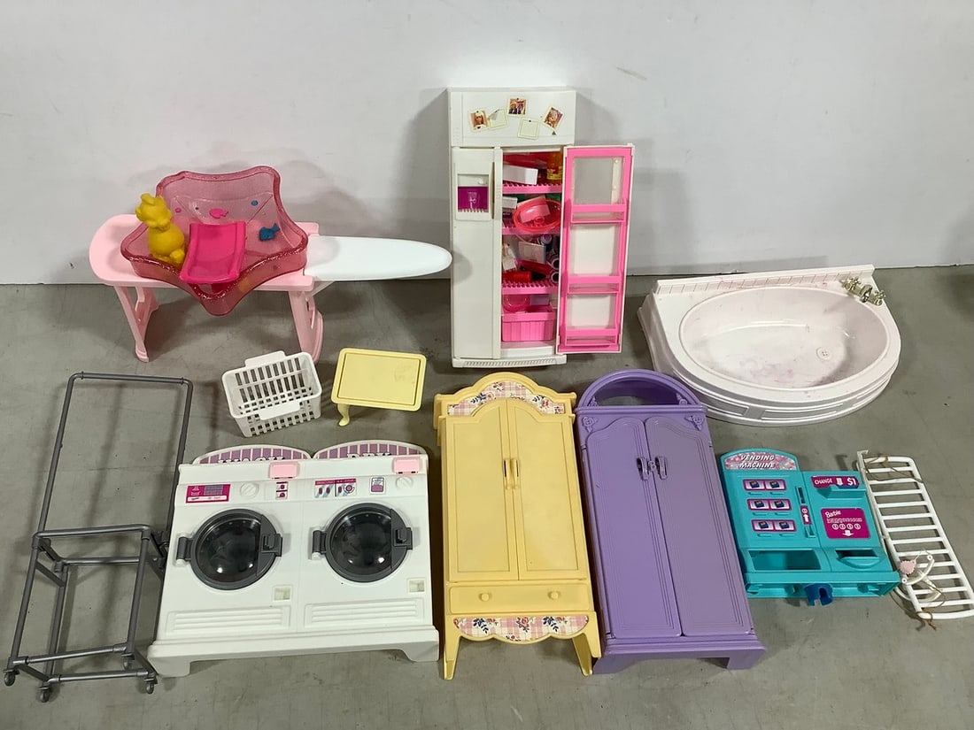 Vintage Barbie Furniture: Vintage Barbie Furniture
