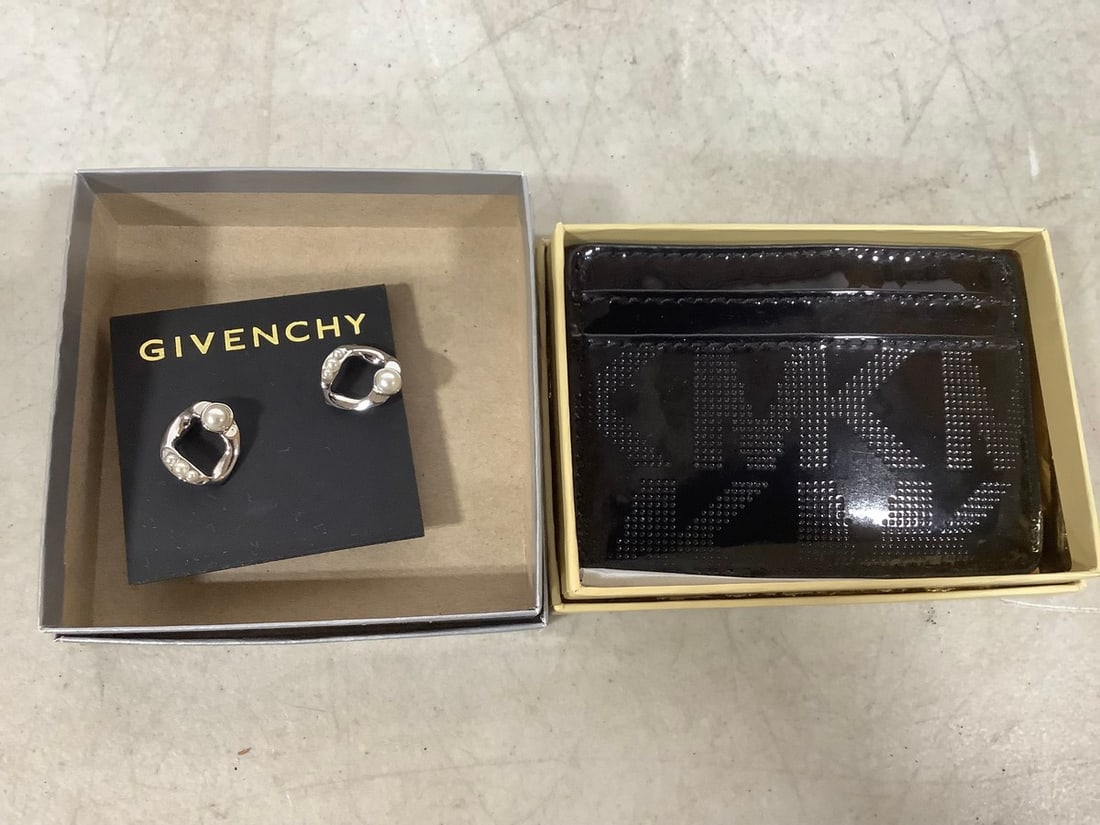 Michael Kors Wallet and Givenchy Wallet: Michael Kors Wallet and Givenchy Wallet