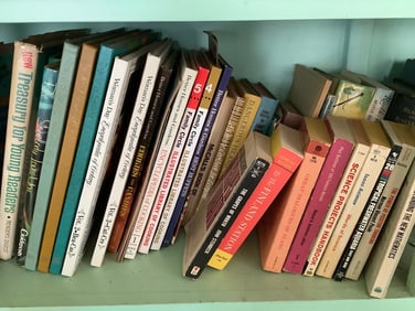 Vintage books((The Grapes of Wrath, To the Finland Station, Science Projects Handbook, and more)