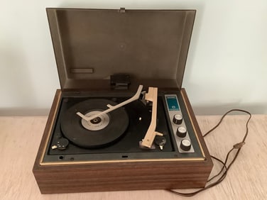 Webcor stereophonic solid state record player