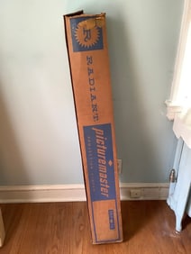 Radiant Picturemaster projection screen