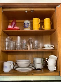 Rubbermaid and other vintage items