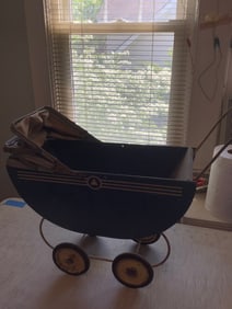 1940s baby doll carriage