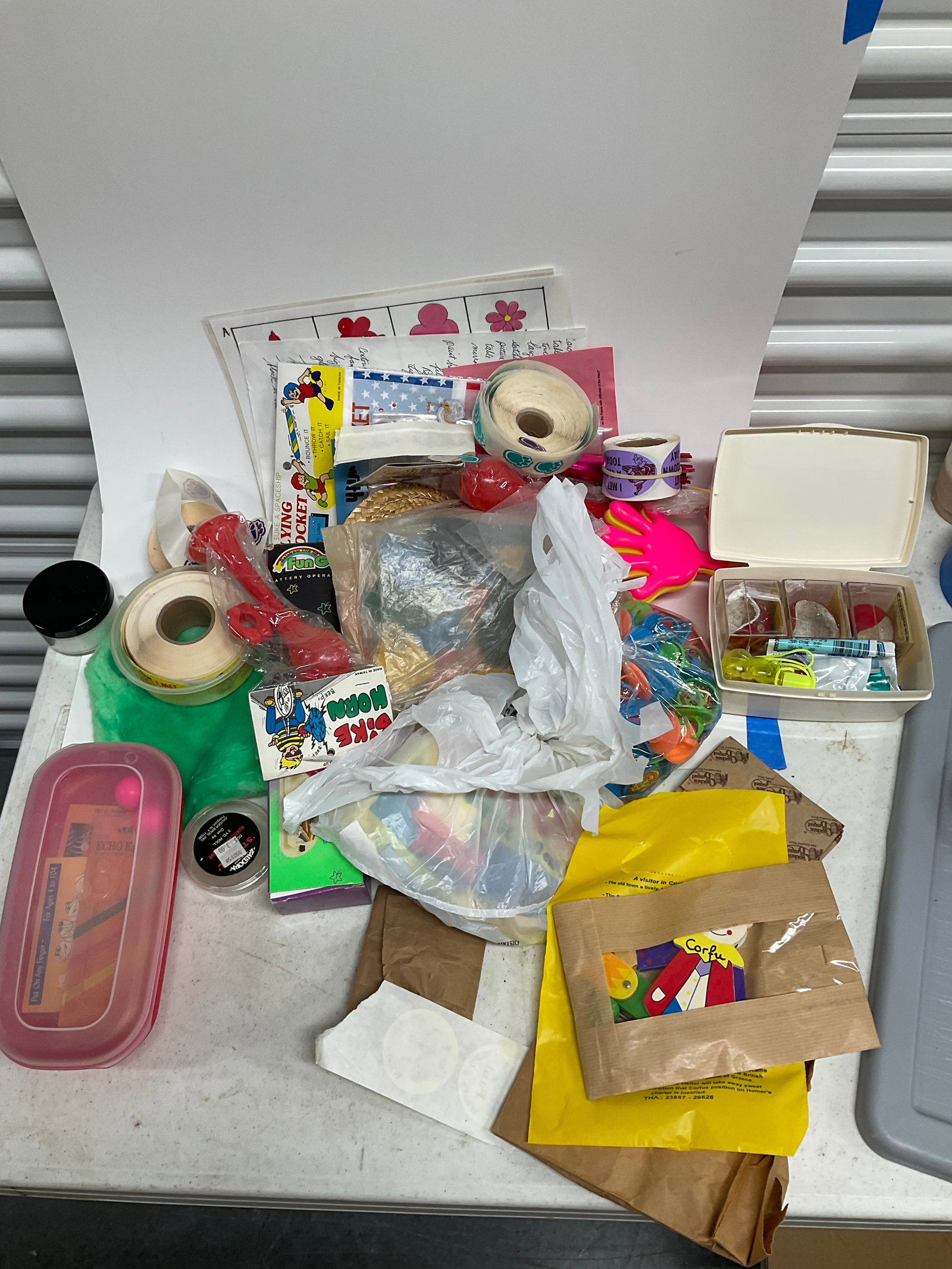 Lot of clown and party accessories: Lot of clown and party accessories