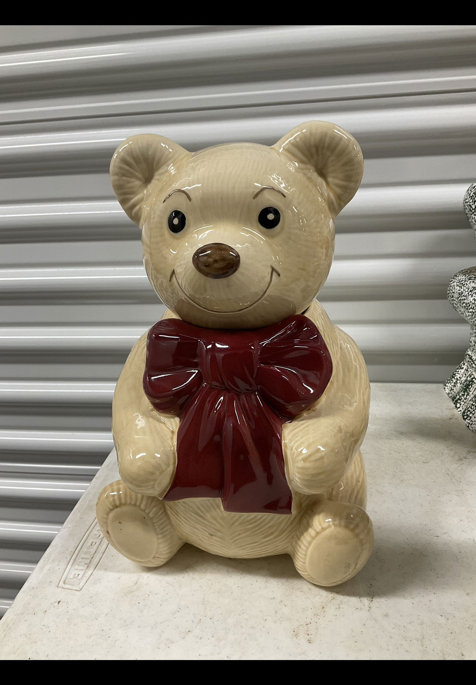 vintage Metlox California Teddy Bear with Bow Cookie Jar (1 of 1)
