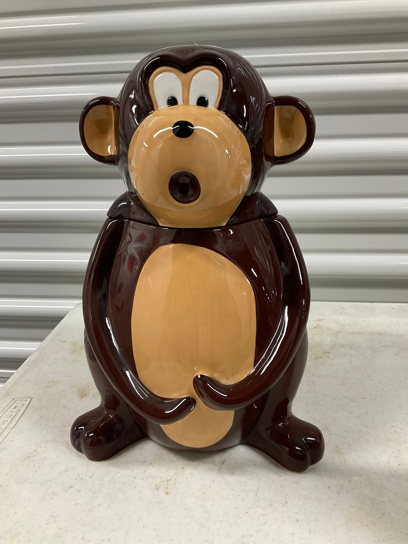 vintage monkey cookie jar: vintage monkey cookie jar