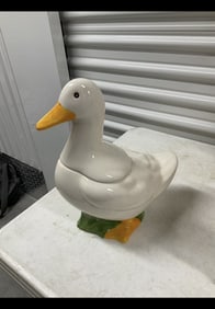 Vintage Metlox Goose cookie jar 13in