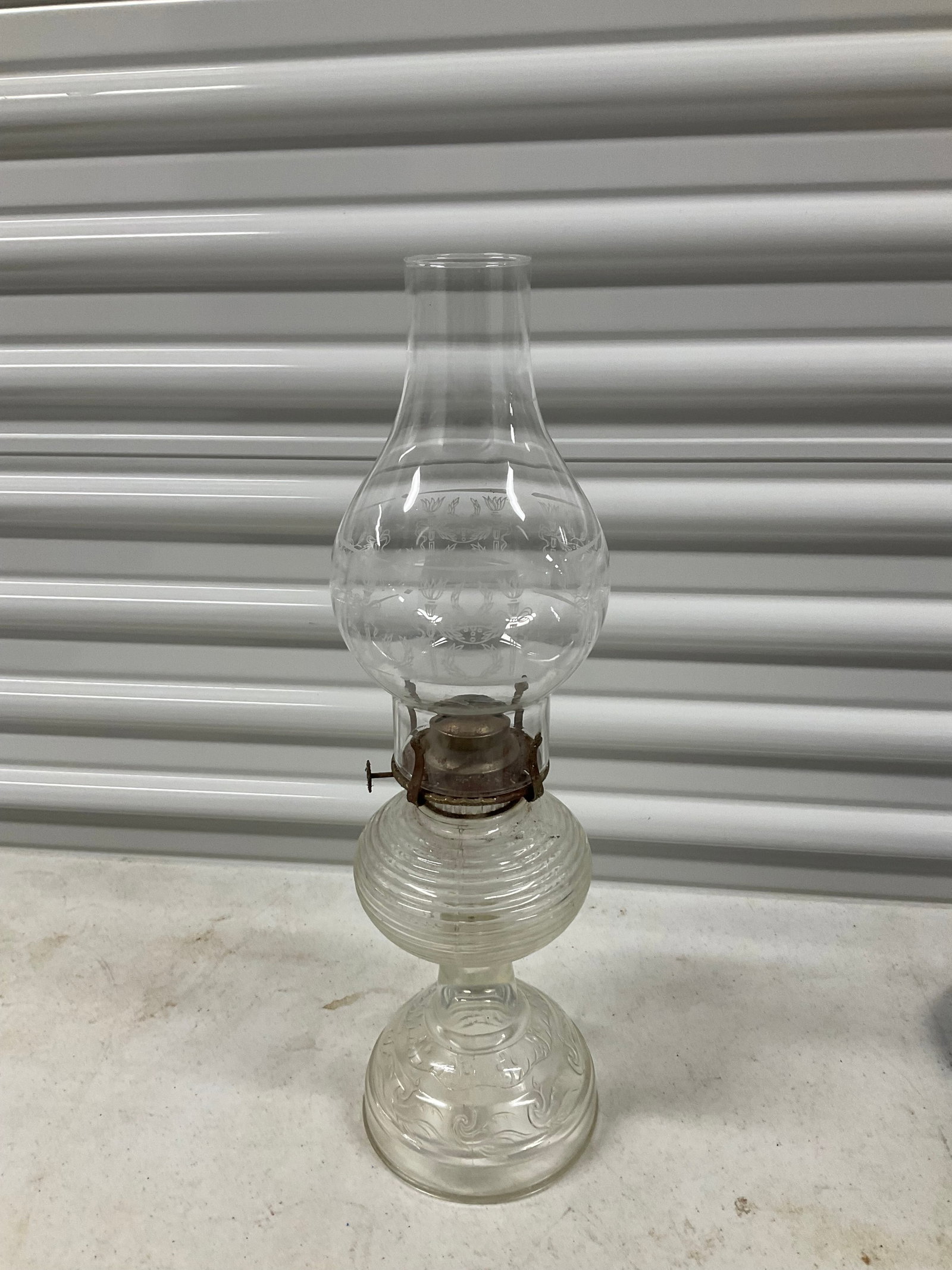Vintage Crystal oil lamp 18in: Vintage Crystal oil lamp 18in