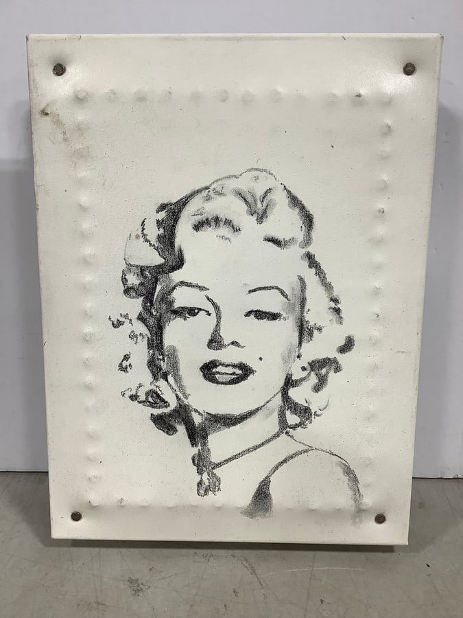 Stenciled Marilyn Monroe Portrait on Canvas (12inx16in): Stenciled Marilyn Monroe Portrait on Canvas (12inx16in)