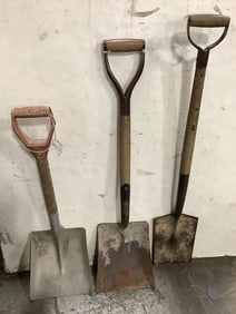 Various Shovels (Longest - 38in)