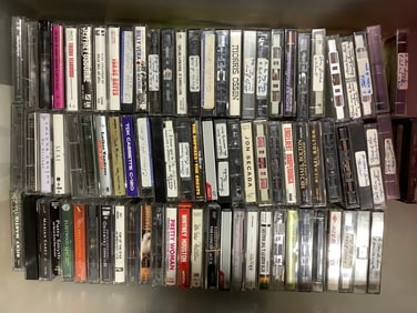 Various casettes(Jeffrey Osbourne, Isaac Hayes, Jon Secada, and more)