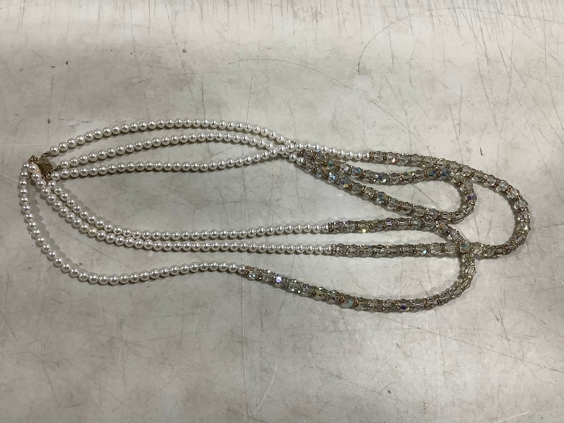 Antique pearls/rhinestones necklace centerpiece marked 14k: Antique pearls/rhinestones necklace centerpiece marked 14k