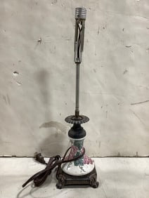 Vintage table lamp(18in.tall)