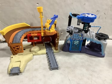 Thomas and Friends portable railway at pirates cove playset and Mr. Freeze Imaginext DC Super
