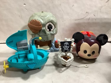 Jake and the Neverland Pirates Skull Island playset, Imaginext Billy Bones' Boat, Octonauts playset,