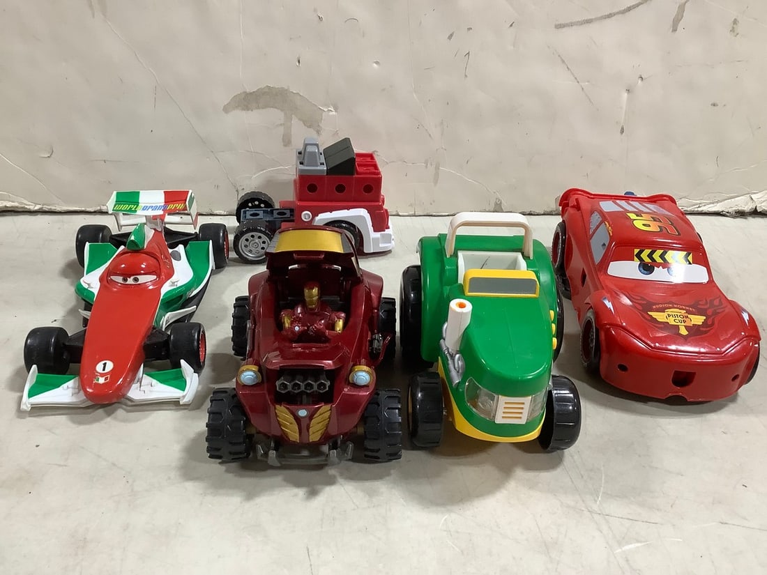 Various toy car models(Porsche, Corvette, Lambhorgini, and more): Various toy car models(Porsche, Corvette, Lambhorgini, and more)