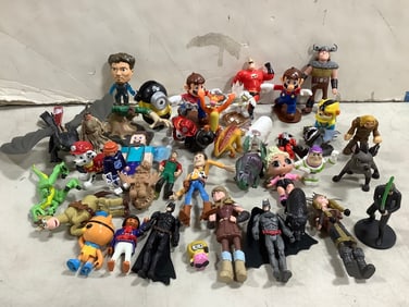 Various toys/mini figures(Batman, Minions, Mario, The Incredibles, and more)