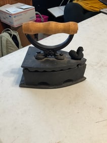 cast iron ironing items