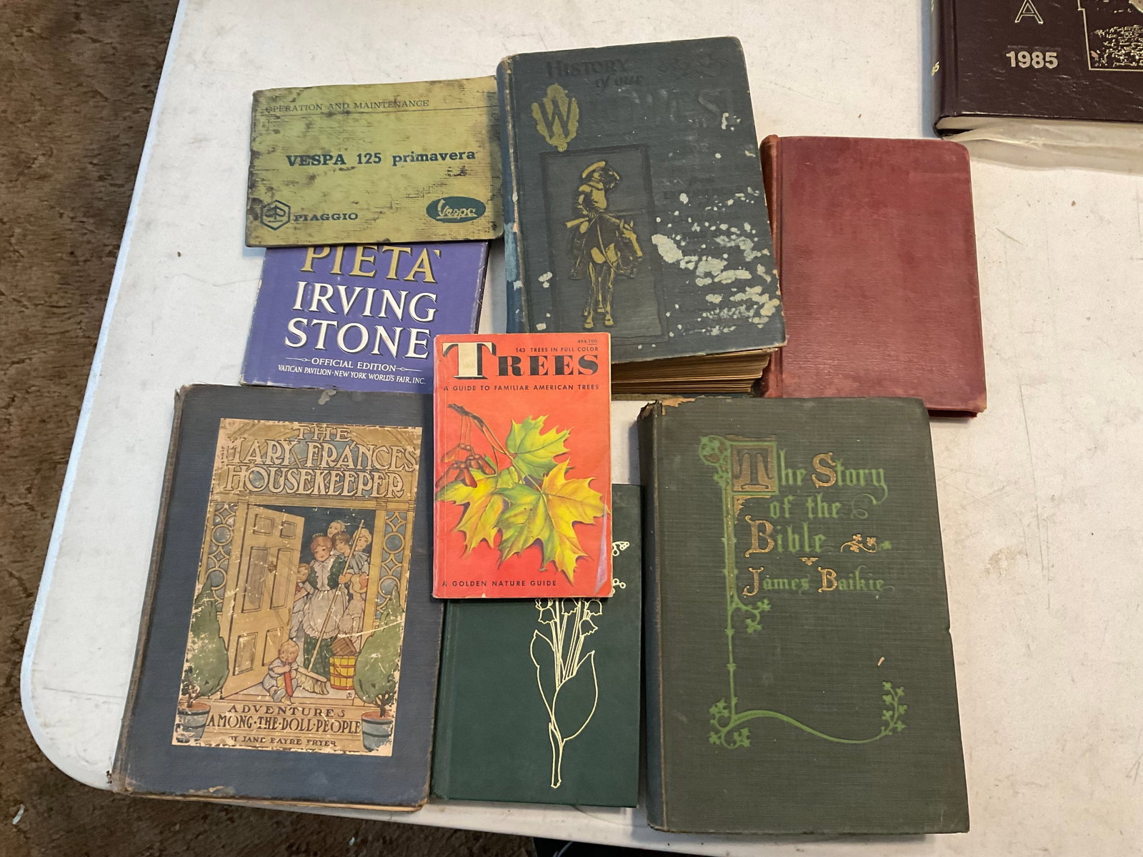 lot of hard covered books: lot of hard covered books