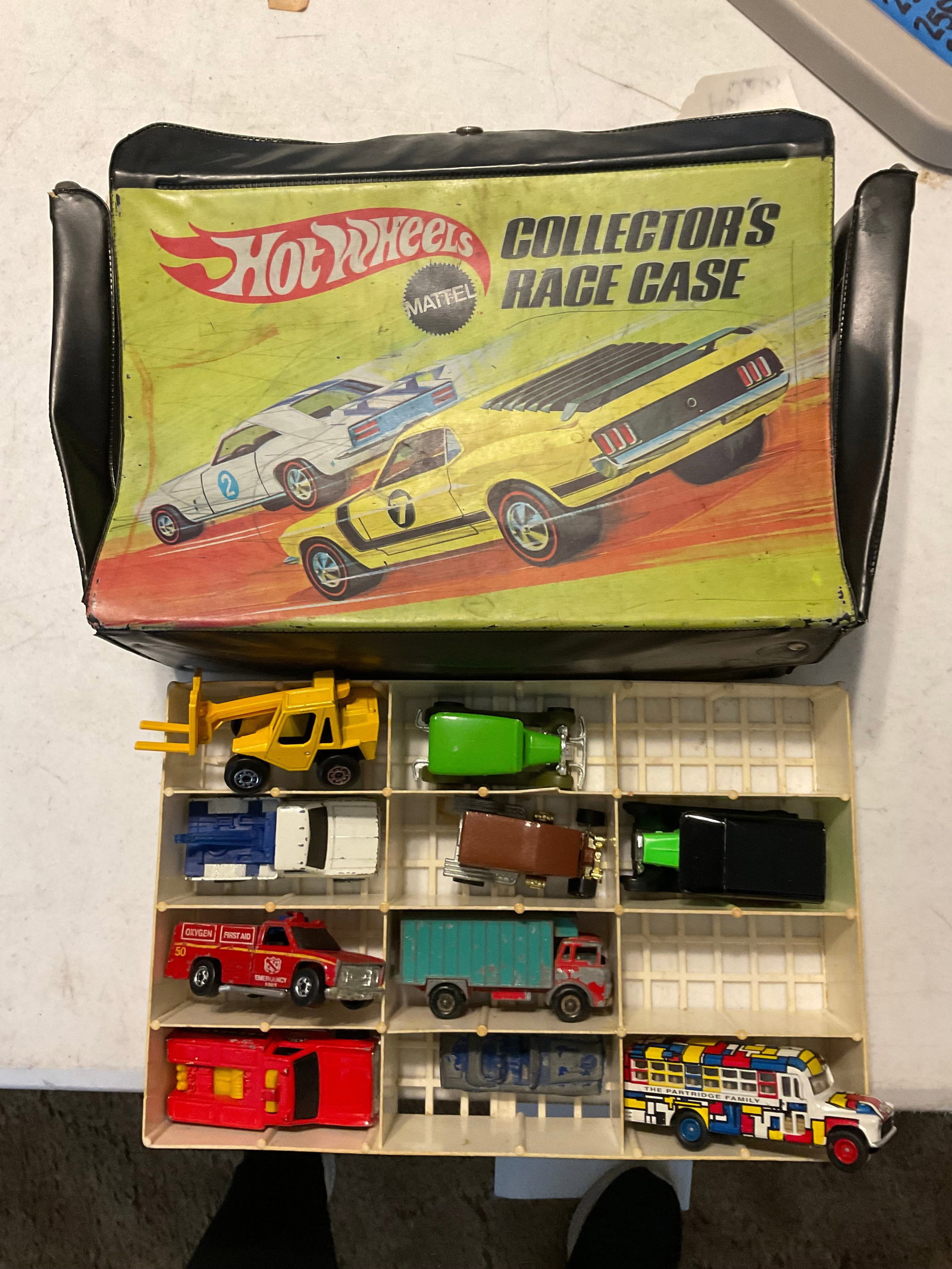 lot of hot wheels with collector's carrying case: lot of hot wheels with collector's carrying case