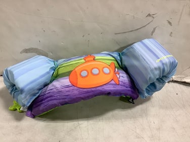 Stearns child flotation device coast guard approved (30-50lbs.)