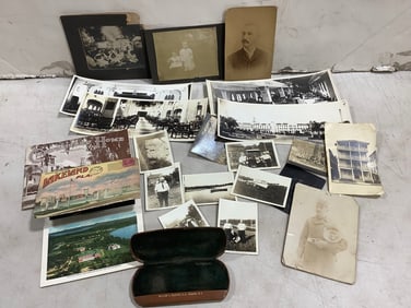 Vintage ephemera(photographs, postcards, and more)