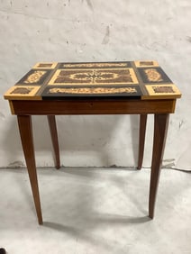 Inlaid table(17.5inx14inx19.5in)
