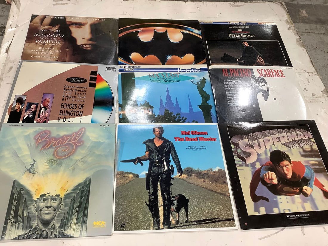 Various laserdiscs(Peter Grimes, Brazil, Scarface, and more) (1 of 1)