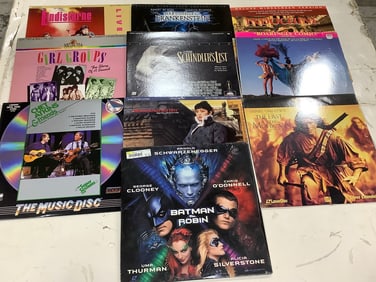 Various laserdiscs(Schindler's List, The Last of the Mohicans, Batman & Robin, and more)
