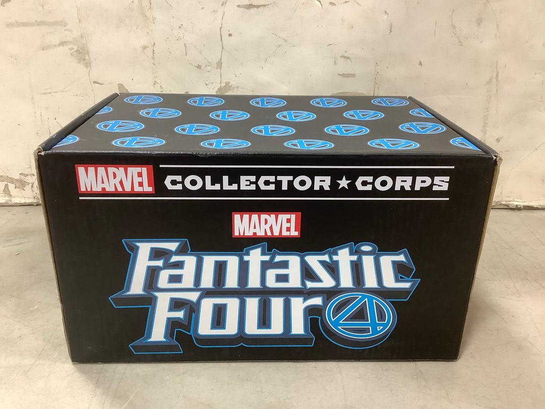 Fantastic Four Marvel Collector Corps mystery box(5pcs): Fantastic Four Marvel Collector Corps mystery box(5pcs)