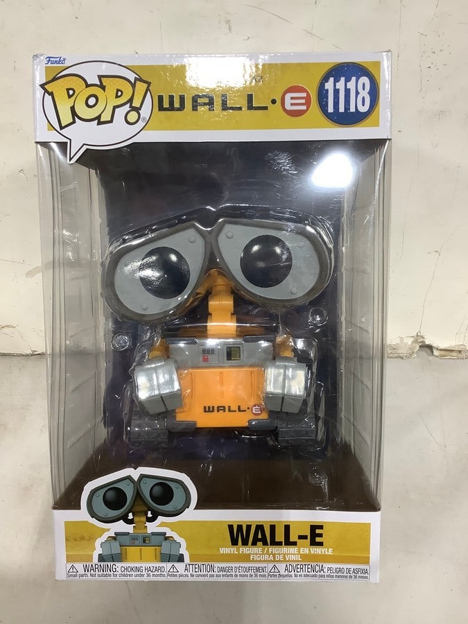 Wall-E Pop collectible figure(brand new in box) (1 of 1)