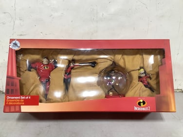 Disney Pixar Incredibles 2 ornament set of 4(brand new in box)