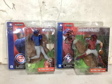 MLB Figures (Sammy Sosa and Ivan Rodriguez) - New in Box