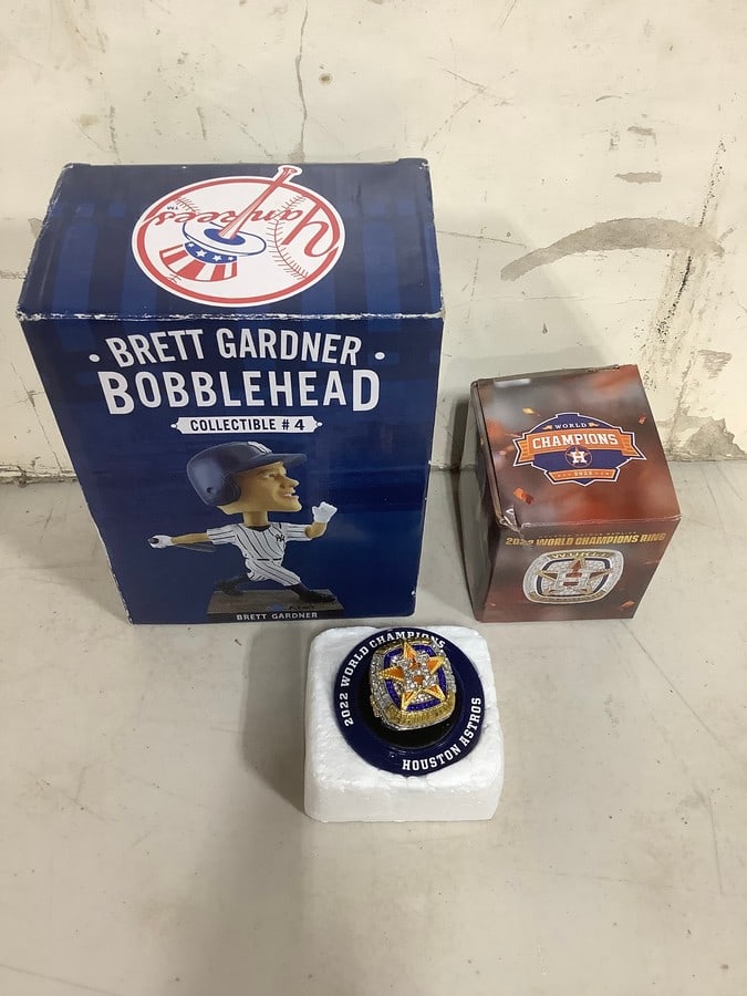 Brett Gardner Bobblehead and 2022 World Champions Ring - Justin Verlander (1 of 1)