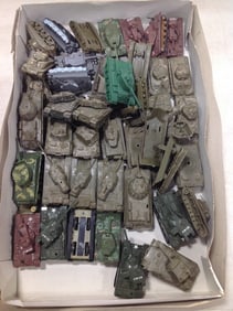 Plastic toy tanks