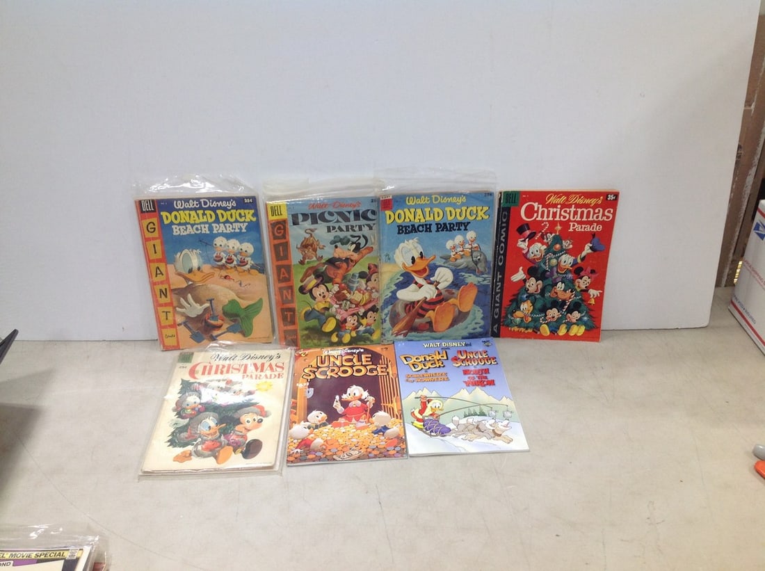 Walt Disney(Donald Duck, Uncle Scrooge, and more): Walt Disney(Donald Duck, Uncle Scrooge, and more)