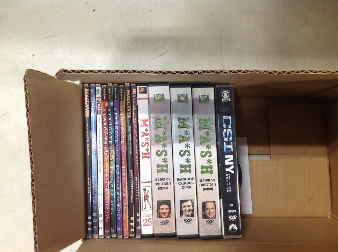 Various DVD's(MASH, CSI, and more): Various DVD's(MASH, CSI, and more)