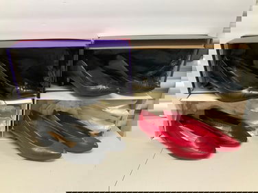 Lot of women's shoes